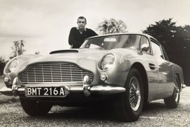 Aston Martin DB5 của James Bond -  Sean Connery lên sàn đấu giá