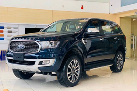 Đại lý tích cực dọn kho, Ford Everest giảm giá tới 100 triệu đồng