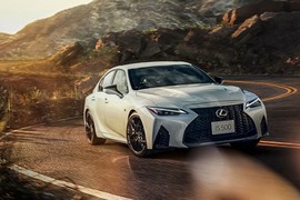 "Soi" Lexus IS 500 F Sport Performance First Edition hơn 1,5 tỷ đồng