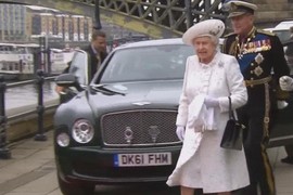 Chiếc xe siêu sang Bentley Mulsanne hơn 6,3 tỷ của Nữ hoàng Elizabeth II