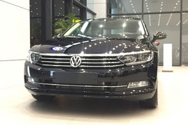 Volkswagen Passat tại Việt Nam "đại hạ giá" hơn 200 triệu đồng