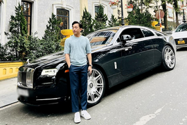  Cường “Đô-la” mang xe Rolls-Royce ra Hà Nội và lái xuống tận Sapa