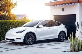 Tesla lặng lẽ bán bản tiêu chuẩn Model Y mới, rẻ hơn VinFast VF8