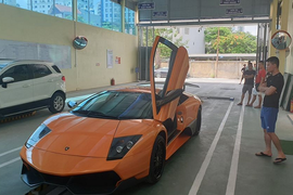 "Bò già" Lamborghini Murcielago của đại gia Việt lộ diện sau 3 năm... mất tích