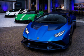 Lamborghini Huracan bản kỷ niệm 60 năm tại Tuần lễ thiết kế Milan 2023