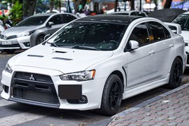 "Soi" Mitsubishi Lancer EVO Final Edition hơn 4 tỷ, độc nhất Việt Nam