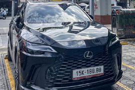 Lexus RX350 của đại gia Hải Phòng trúng biển “tứ quý 8" giá 650 triệu