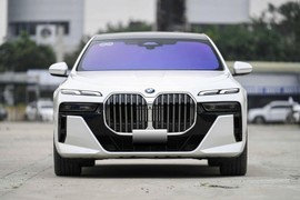 BMW 7-Series mới vừa lăn bánh 3 tháng, đại gia Hà Nội lỗ 600 triệu