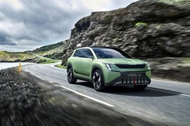 Skoda Elroq 2025 lộ diện, sẽ thay thế Karoq đang bán tại Việt Nam