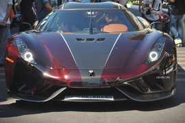 Koenigsegg Regera gần 200 tỷ của Hoàng Kim Khánh “hạ lốp” Nha Trang