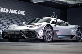 Mercedes-AMG One gần 79 tỷ cập bến Malaysia, “Qua” Vũ có... phát thèm?