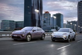 Porsche Macan EV 4S từ 2,1 tỷ đồng, thêm gói tùy chọn off-road