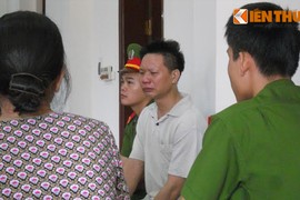 "Người vận chuyển" ma túy khóc mếu khi nhận án tử hình