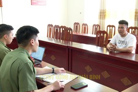 Nam thanh niên giả danh cộng tác viên ngân hàng lừa đảo hàng chục người