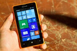 Hình ảnh buổi lễ ra mắt Microsoft Lumia 532 và 435