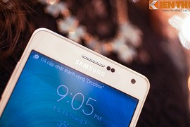 Chiêm ngưỡng hình ảnh phái đẹp quyến rũ bên Samsung Galaxy A7