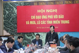 Bão số 8 hướng vào miền Trung: Nguy cơ mất an toàn rất cao