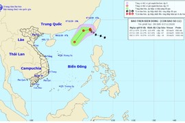 Bão Atsani đi vào Biển Đông, thành cơn bão số 11