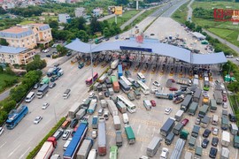 Tài xế đi gần 2.000km ra Hà Nội phải quay đầu tại cửa ngõ Thủ đô