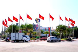 Thành phố Hải Dương khác lạ, rực rỡ cờ hoa chào mừng SEA Games 31