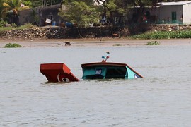 Nguyên nhân vụ lật thuyền ở Đồng Nai, 1 người tử vong