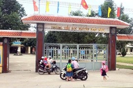 Quảng Nam: 15 học sinh nhập viện sau khi ăn sữa chua