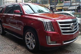 Siêu xe Cadillac của nữ trưởng phòng Sở XD Thanh Hóa giá bao nhiêu? 