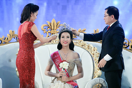 Bị nghi ngờ khả năng, Đỗ Mỹ Linh có làm nên kì tích tại Miss World 2017?