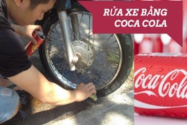 Mách nước "chiêu" rửa xe máy bằng Coca Cola siêu sạch