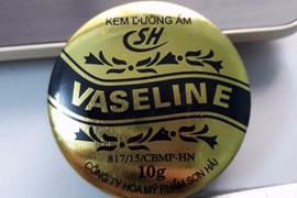 Xài Vaseline SH không “date” của HMP Sơn Hải... hại da thế nào?