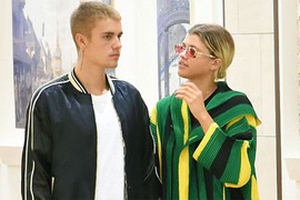 Justin Bieber và Sofia Richie chia tay sau 1 tháng hẹn hò