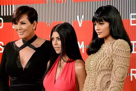 Khoảnh khắc già chát của ngôi sao truyền hình thực tế Kylie Jenner