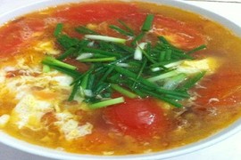 Vì sao canh trứng cà chua bổ hơn cả nhân sâm? 