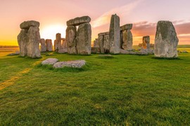 Đáp án choáng váng: Stonehenge 4.500 tuổi được xây để làm gì?