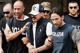 Băng đảng mafia Italia kiếm tiền bằng cách hủy hoại chân tay người