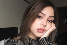 Hot girl Lily Maymac để lộ vết rạn da xấu xí, dân mạng chỉ cách xóa mờ