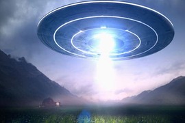 Ly kỳ những cuộc “chạm trán” UFO nảy lửa của phi công Mỹ 