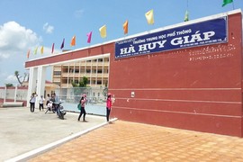 Cần Thơ: Học sinh lớp 10 rơi từ lầu cao xuống đất tử vong