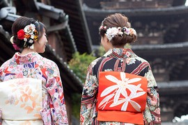 Mặc kimono, vì sao phụ nữ Nhật Bản thắt chiếc "gối" sau lưng? 