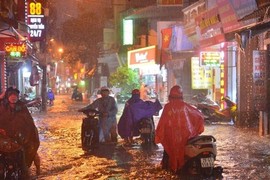 La Nina đang giãn ra, dự báo có 9 đến 11 cơn bão dồn dập vào cuối năm