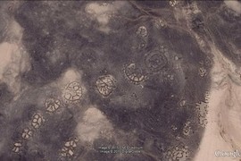 Lộ hình ảnh đảm bảo độc lạ Google Earth vô tình chụp được 