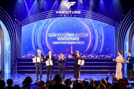 Trao giải Khoa học VinFuture 2022, tổng trị giá hơn 100 tỷ đồng