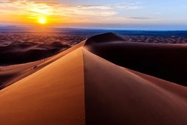 Giải mã bí ẩn cồn cát sao ở sa mạc Sahara