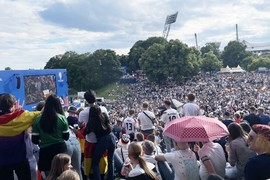 Không có vé xem Euro, hãy đến Fanzone Olympiapark!