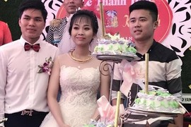 Hội bạn thân của chú rể mừng cưới bằng 3 bao tải thóc