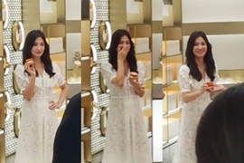 Đang não nề ly hôn, chỉ 1 câu nói Song Hye Kyo đã tươi như hoa