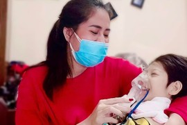 Cả nhà diễn viên Minh Cúc "Hương vị tình thân" nhiễm COVID-19