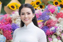 Cuộc sống của Hoa hậu Bích Hạnh ra sao sau một năm đăng quang?