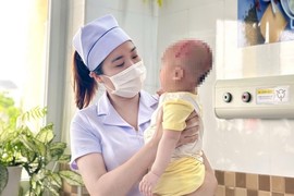 Cứu sống bé trai 8 tháng tuổi bị ngã chấn thương sọ não 