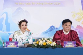 Festival Ninh Bình 2024 tái hiện lịch sử như “phim dã sử cổ trang”